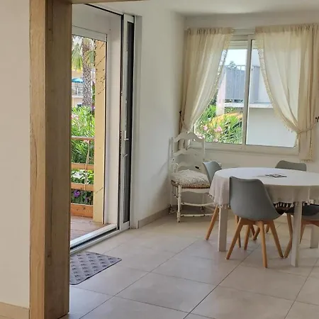 Duplex Avec Jardin, Piscine, Terrasse, 3 Apartman *