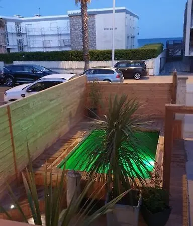 Appartement Duplex Avec Jardin, Piscine, Terrasse, 3