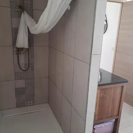 Appartement Duplex Avec Jardin, Piscine, Terrasse, 3 *