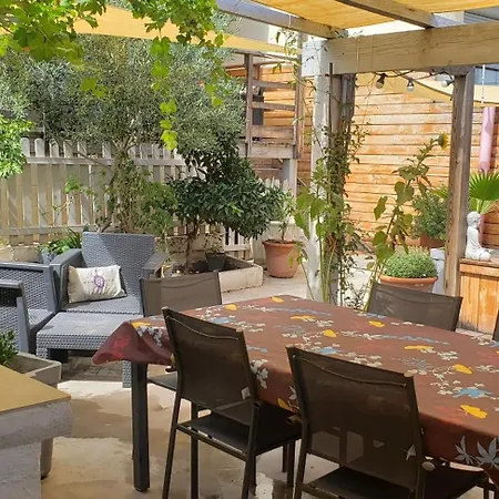 Duplex Avec Jardin, Piscine, Terrasse, 3