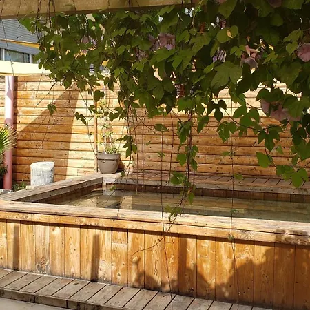 Duplex Avec Jardin, Piscine, Terrasse, 3 *
